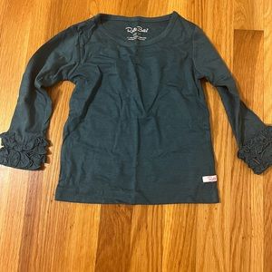 2T Ruffle Butts top